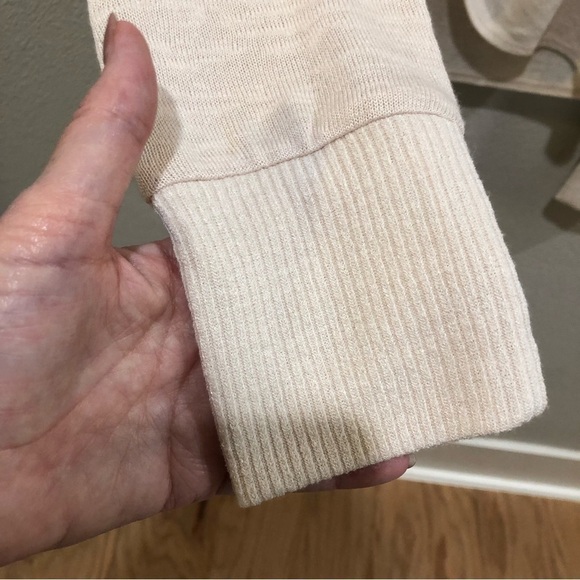 SANCTUARY ivory lightweight mock neck sweater with knotted front hem.  Size M - Picture 3 of 8